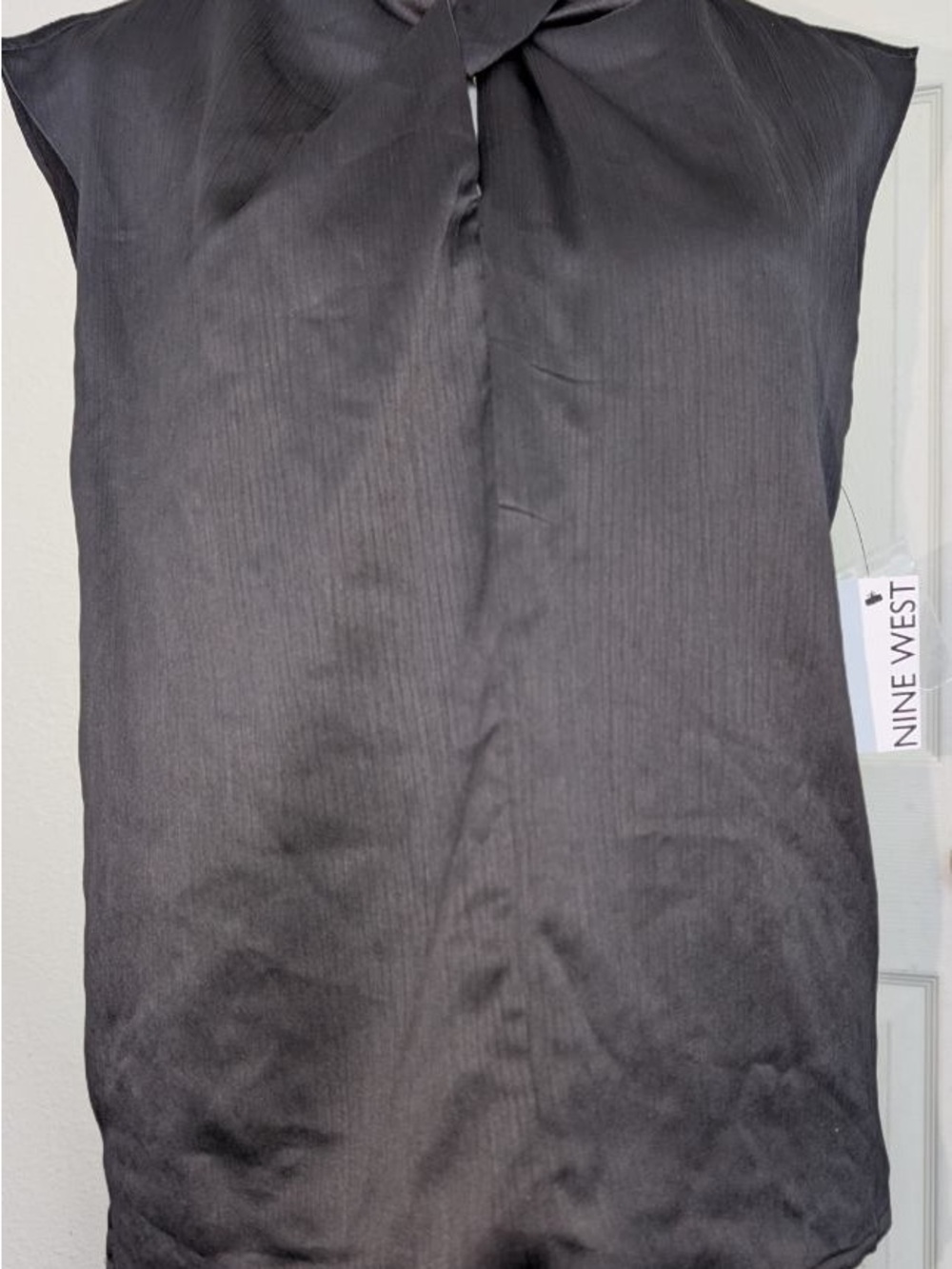 Nine West Black Sleeveless Tie-Detail Blouse